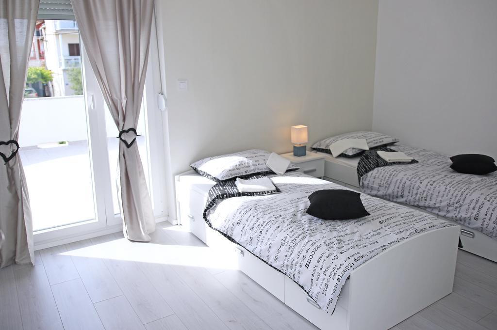 Apartment Mare Водице Екстериор снимка